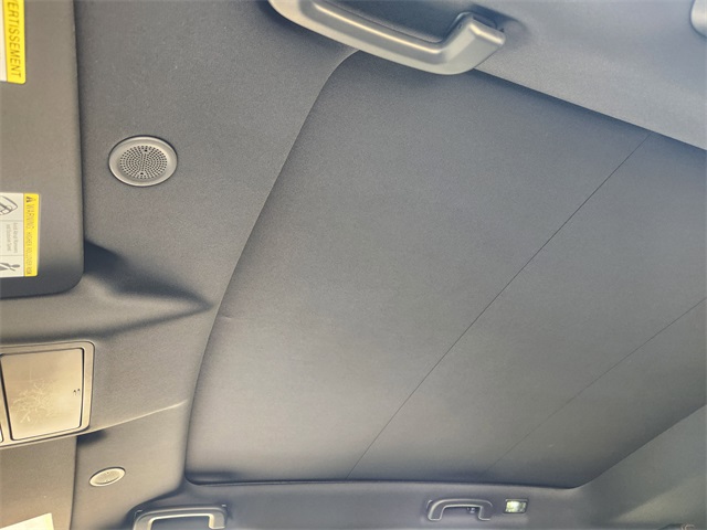2021 Land Rover Discovery Sport S R-Dynamic photo 21