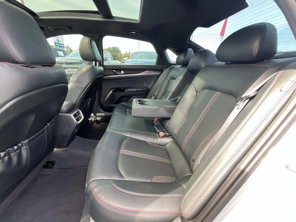 2024 Kia K5 GT photo 12