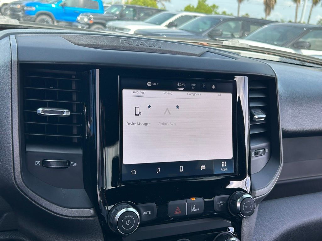2025 Ram 1500 Tradesman photo 34