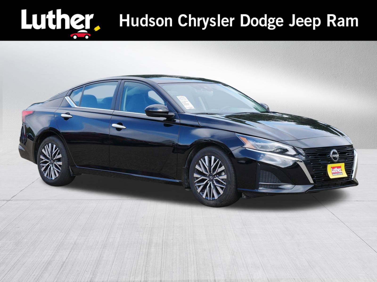 2023 Nissan Altima SV