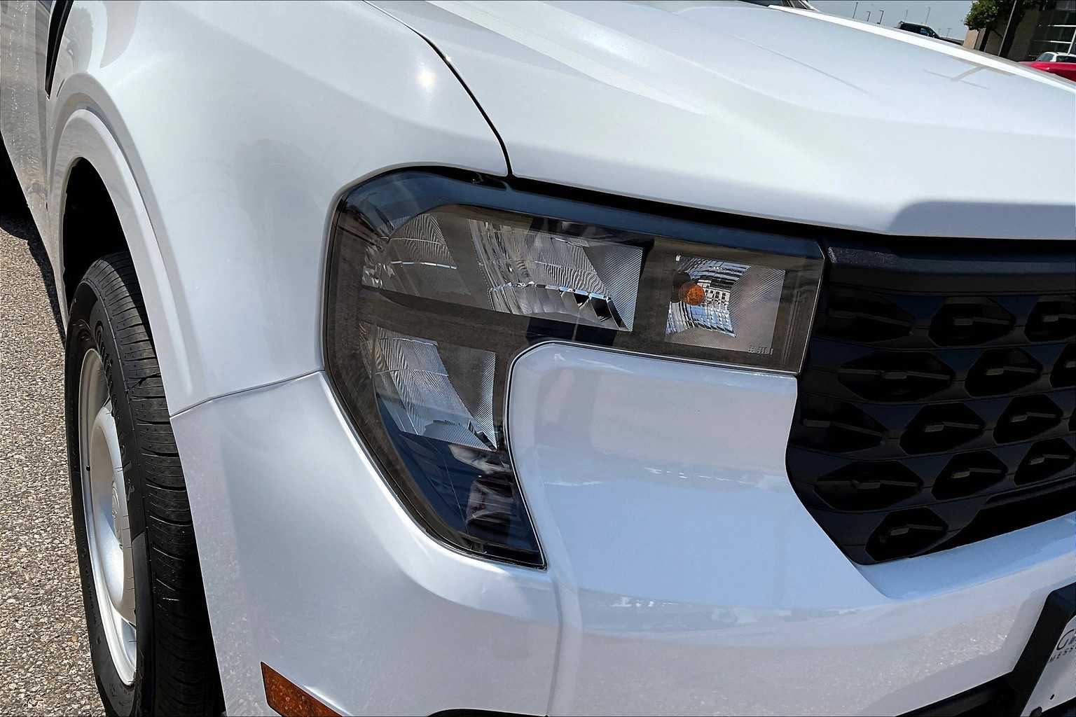 2025 Ford Maverick XL photo 13