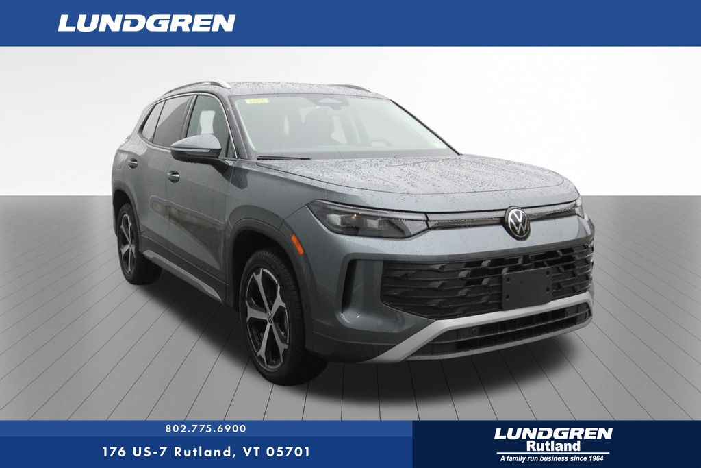 2026 Volkswagen Tiguan SE's photo