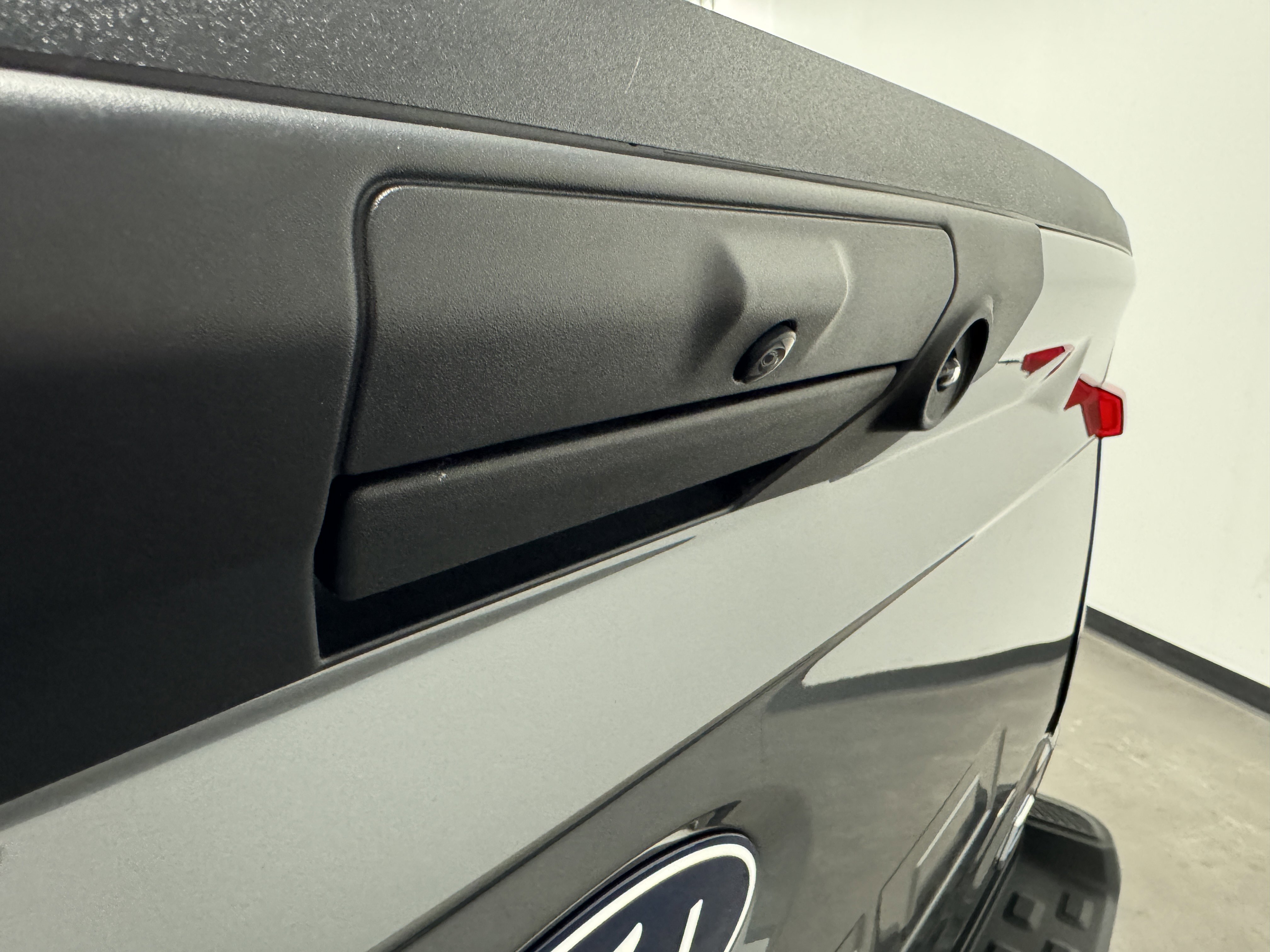 2024 Ford F-150 Lightning XLT photo 9