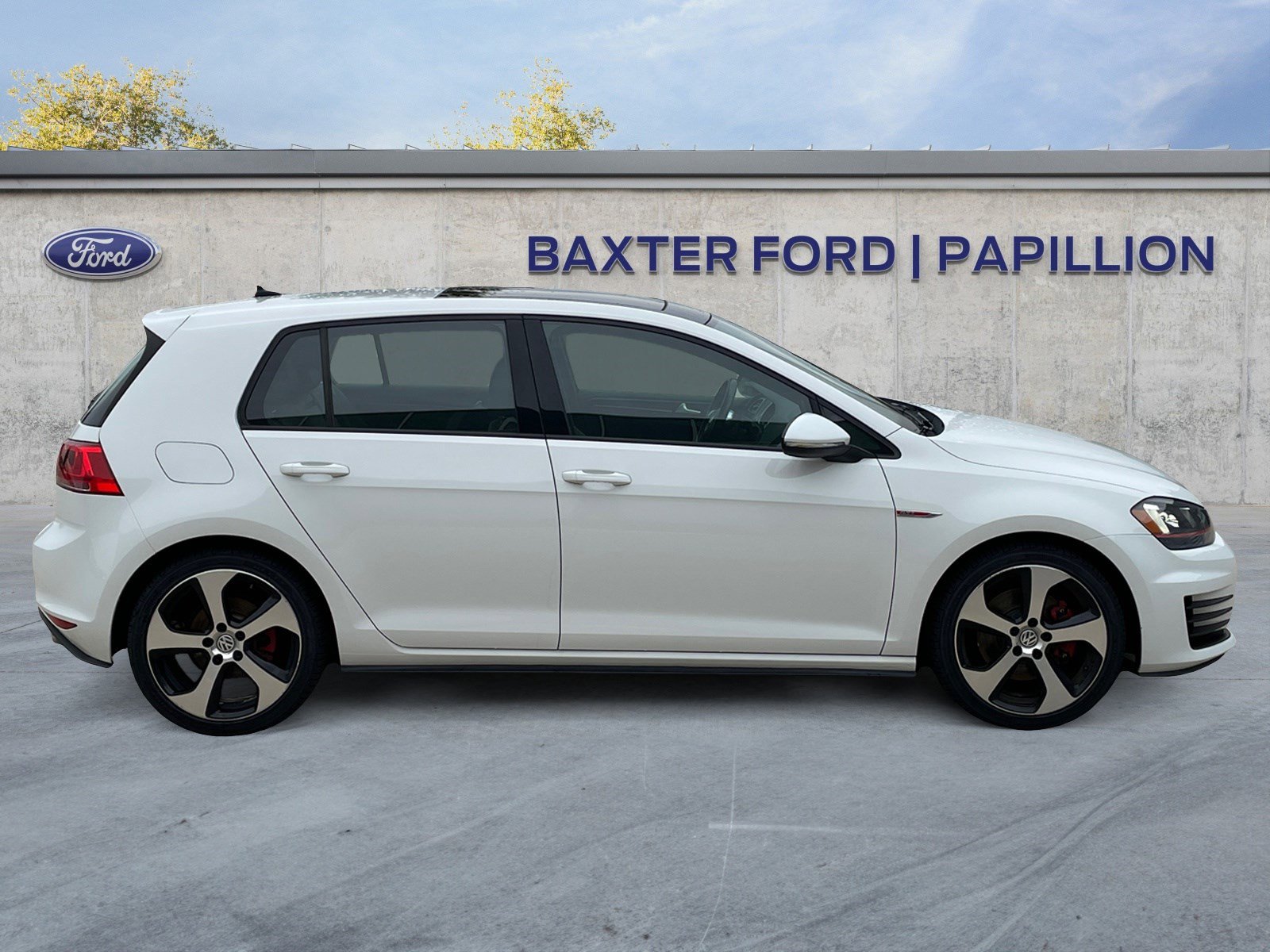 2016 Volkswagen Golf GTI SE photo 6