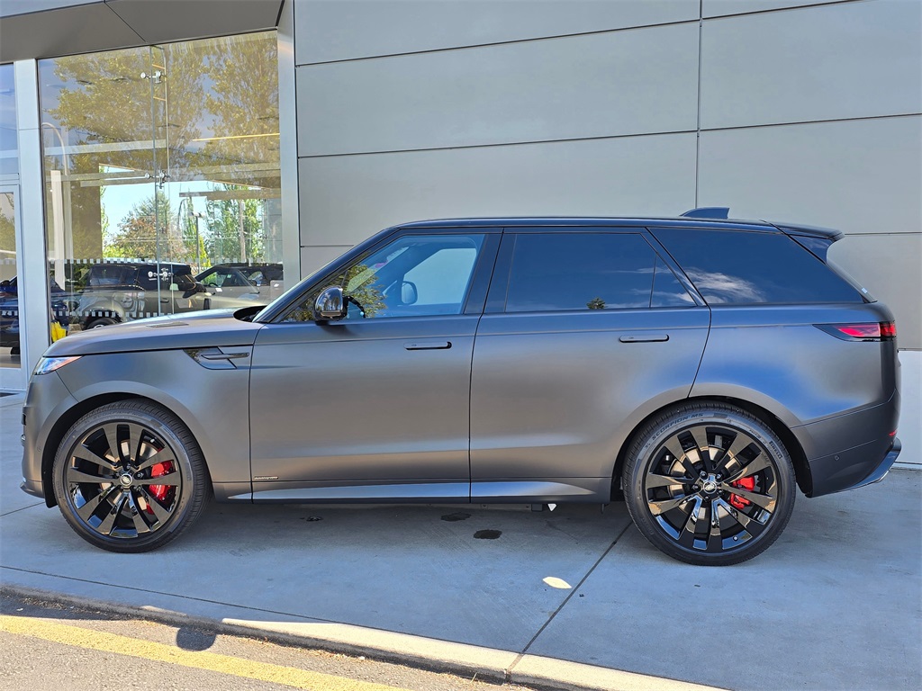 2025 Land Rover Range Rover Sport Autobiography PHEV photo 4