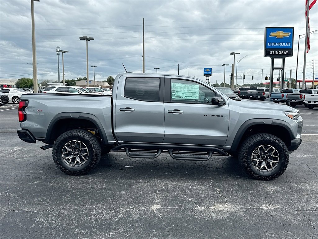 2025 Chevrolet Colorado ZR2 photo 3