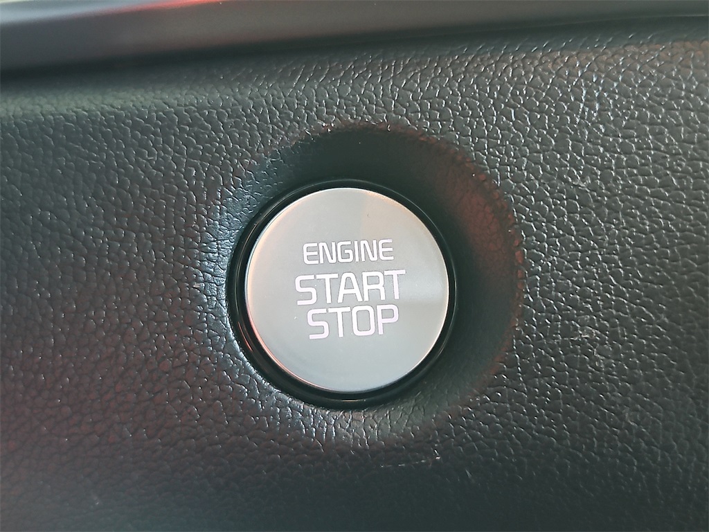 2025 Kia Sorento LX photo 22