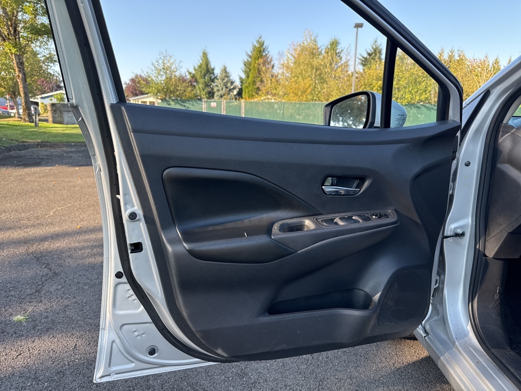 2020 Nissan Versa 1.6 SV photo 15