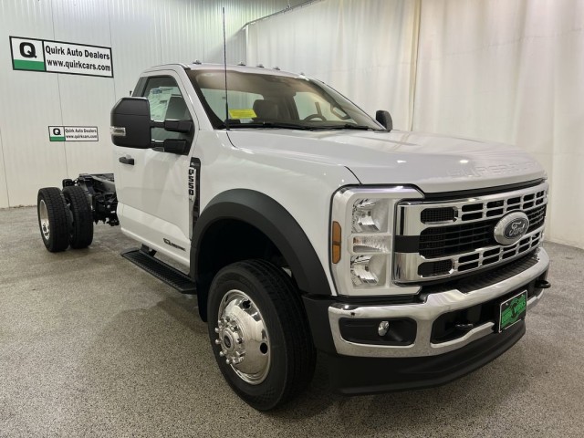 2025 Ford Super Duty F-550 DRW XL