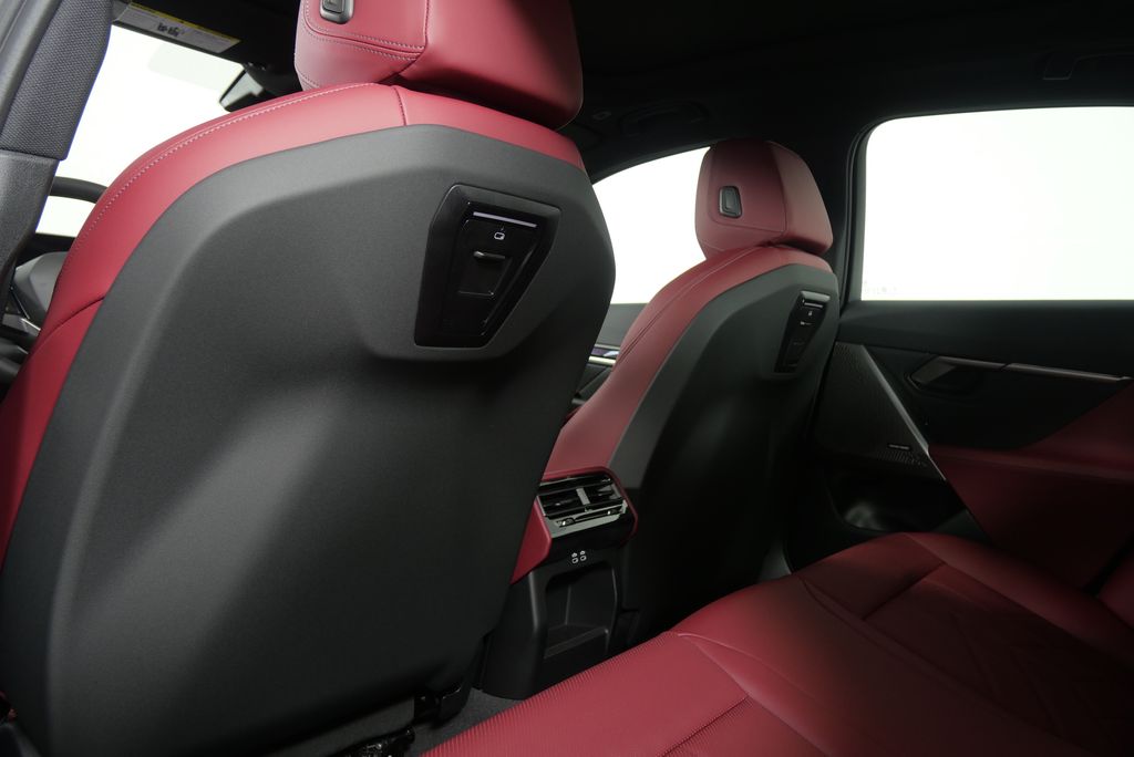 New 2025 Mineral White Metallic BMW eDrive40 image 16