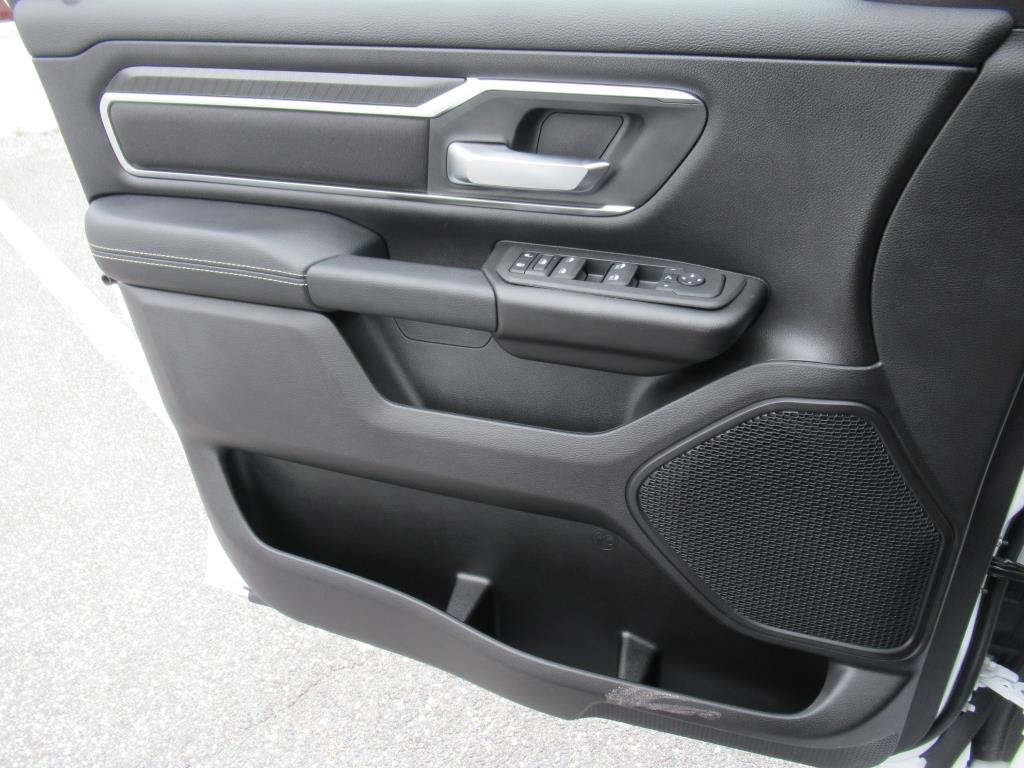 2025 Ram 1500 Big Horn Lone Star photo 18