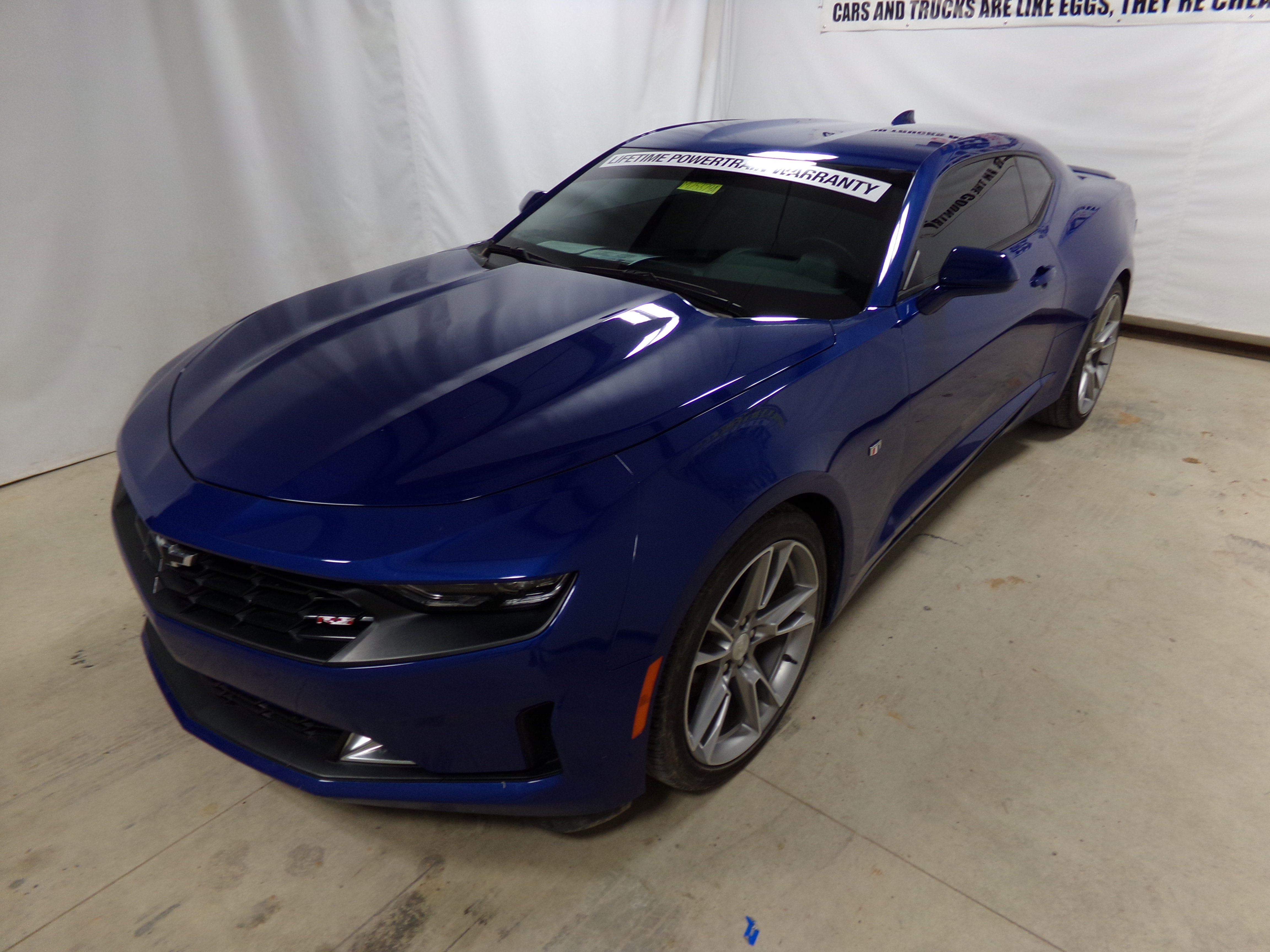 2024 Chevrolet Camaro 2LT photo 3