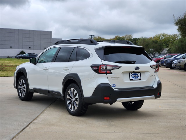 2025 Subaru Outback Limited photo 3