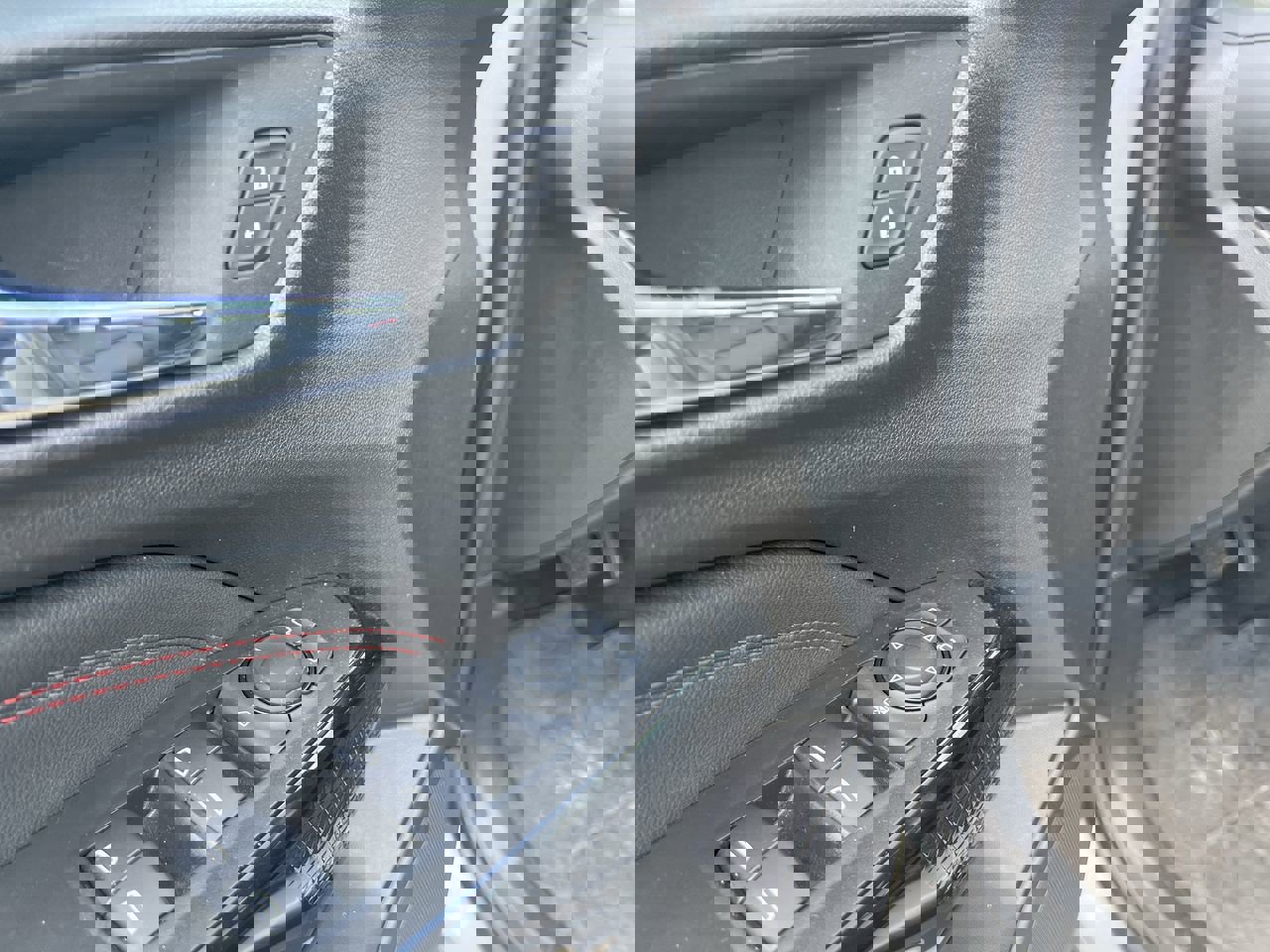 2024 Chevrolet Trax photo 21