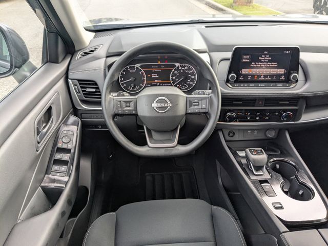 2026 Nissan Rogue S photo 10