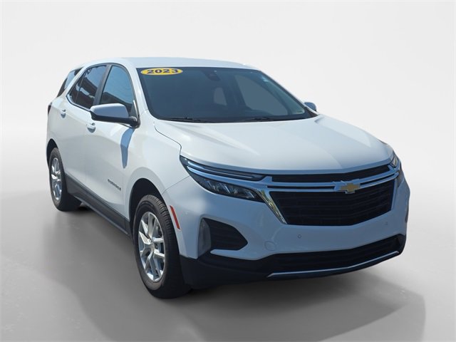 2023 Chevrolet Equinox LT photo 2