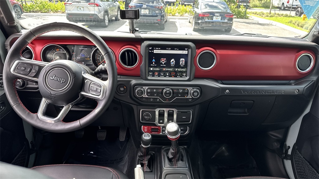 2023 Jeep Wrangler Two-Door Rubicon photo 13