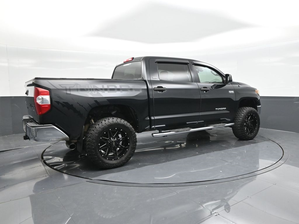 2018 Toyota Tundra SR5 photo 13
