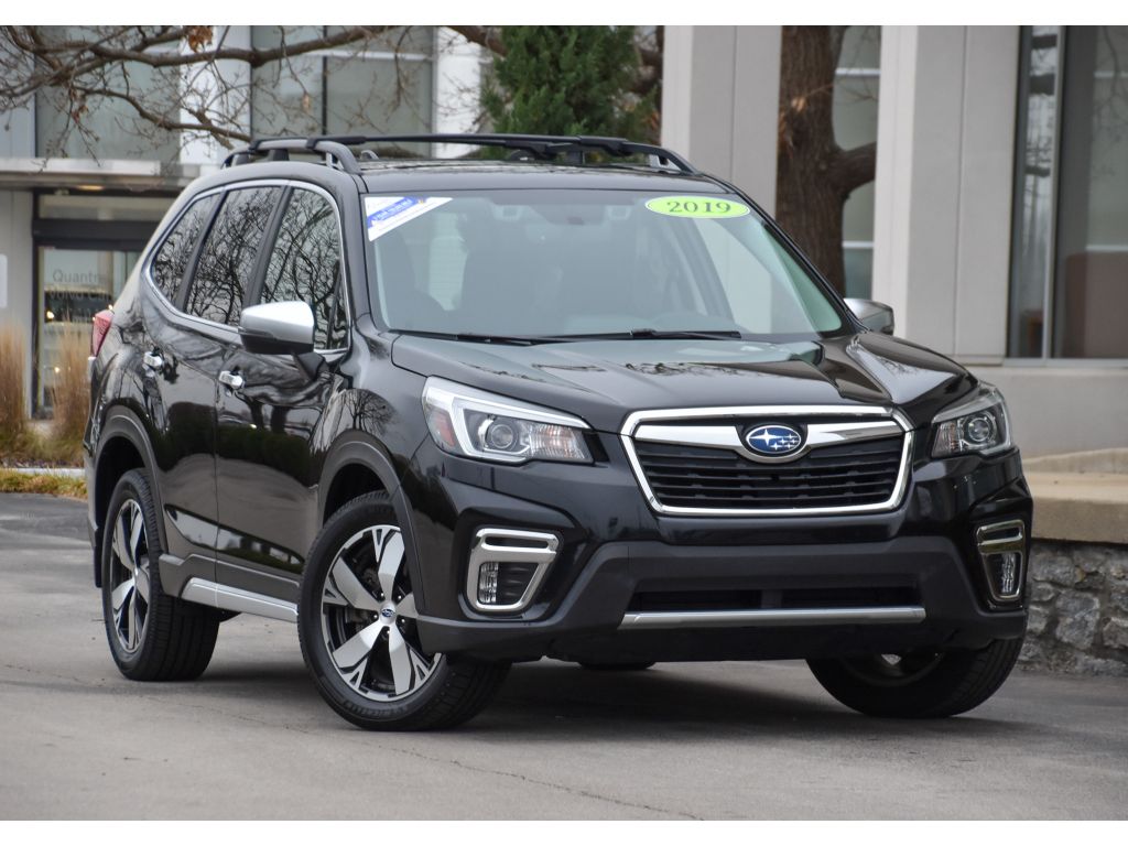 2019 Subaru Forester Touring's photo