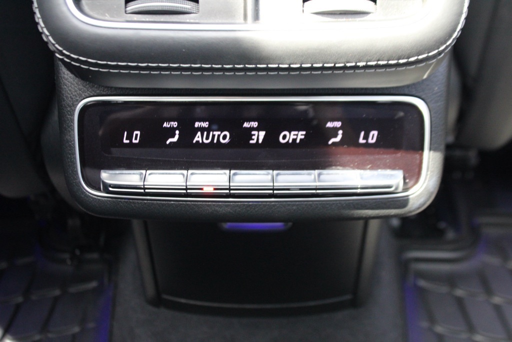 2023 Mercedes Benz GLS 580 4MATIC photo 31
