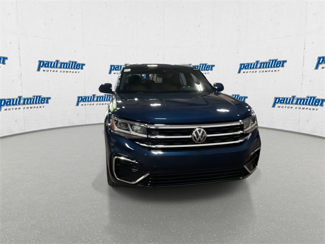2021 Volkswagen Atlas Cross Sport V6 SEL R-Line photo 3