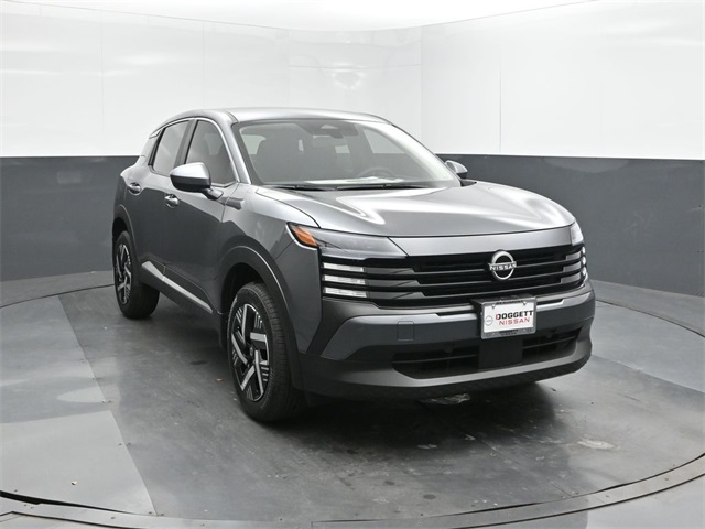 2025 Nissan Kicks SV photo 18