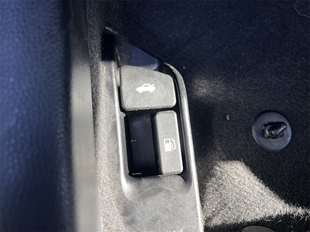 2023 Toyota Corolla LE photo 22