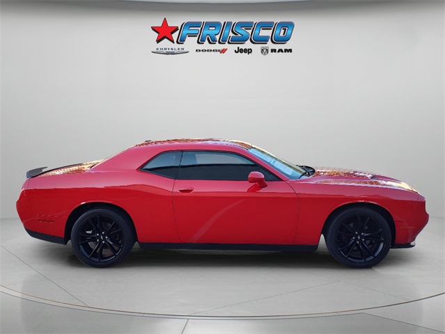 2018 Dodge Challenger SXT photo 8