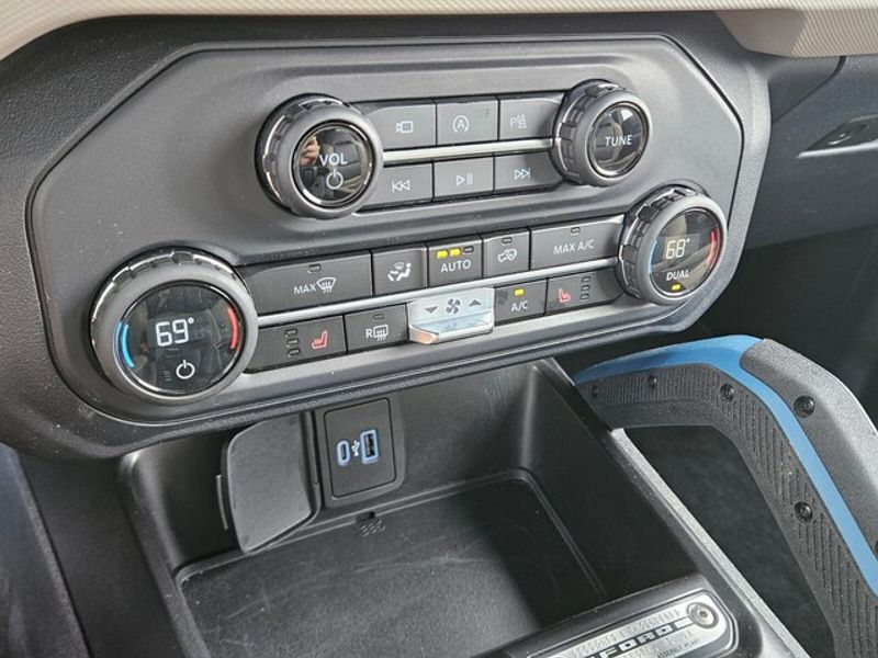 2023 Ford Bronco Wildtrak photo 18