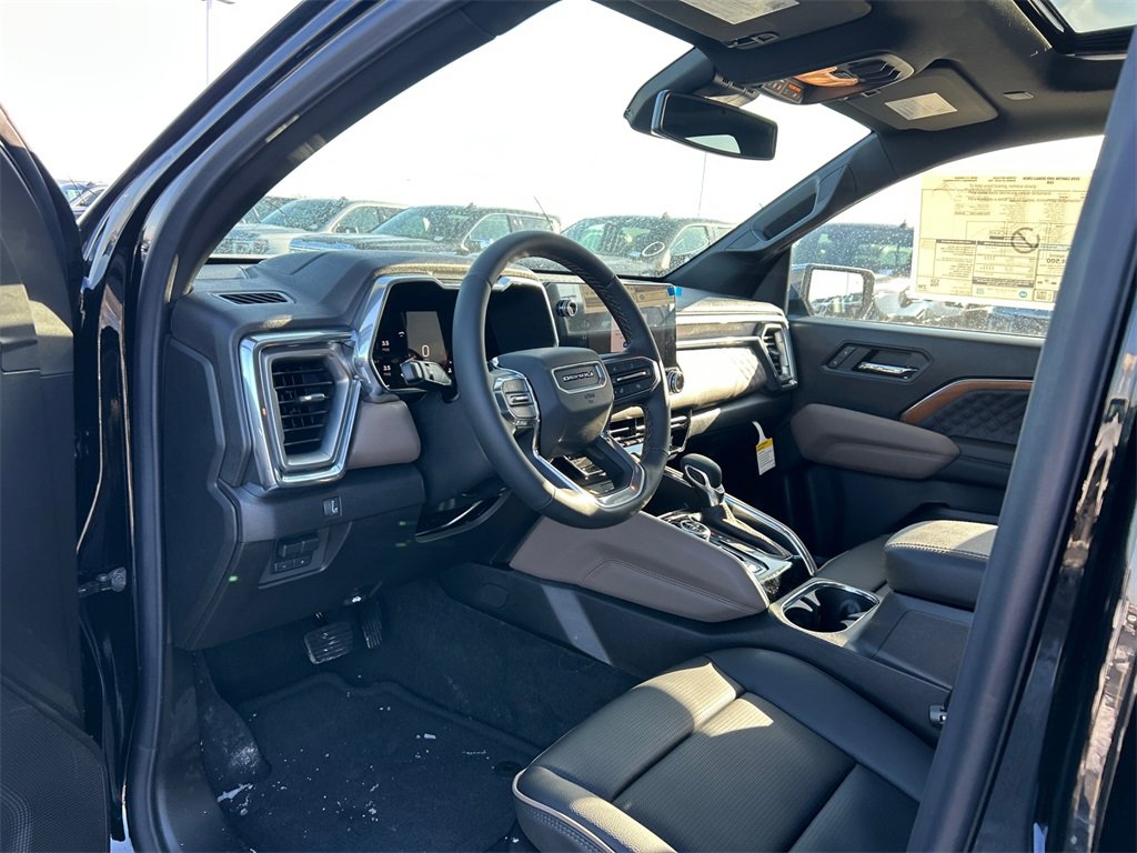 2026 GMC CANYON - Image 17