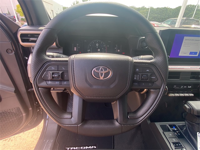 2025 Toyota Tacoma SR5 4x4 Double Cab photo 18