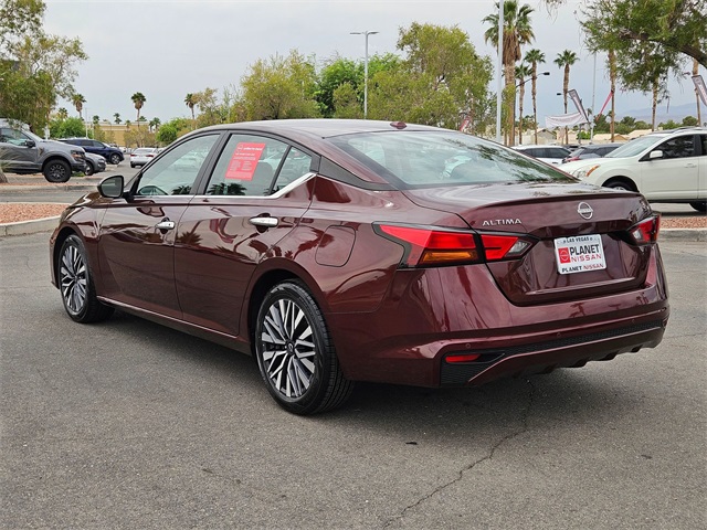 2024 Nissan Altima 2.5 SV photo 7
