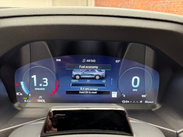 2025 Ford Explorer ST-Line photo 15