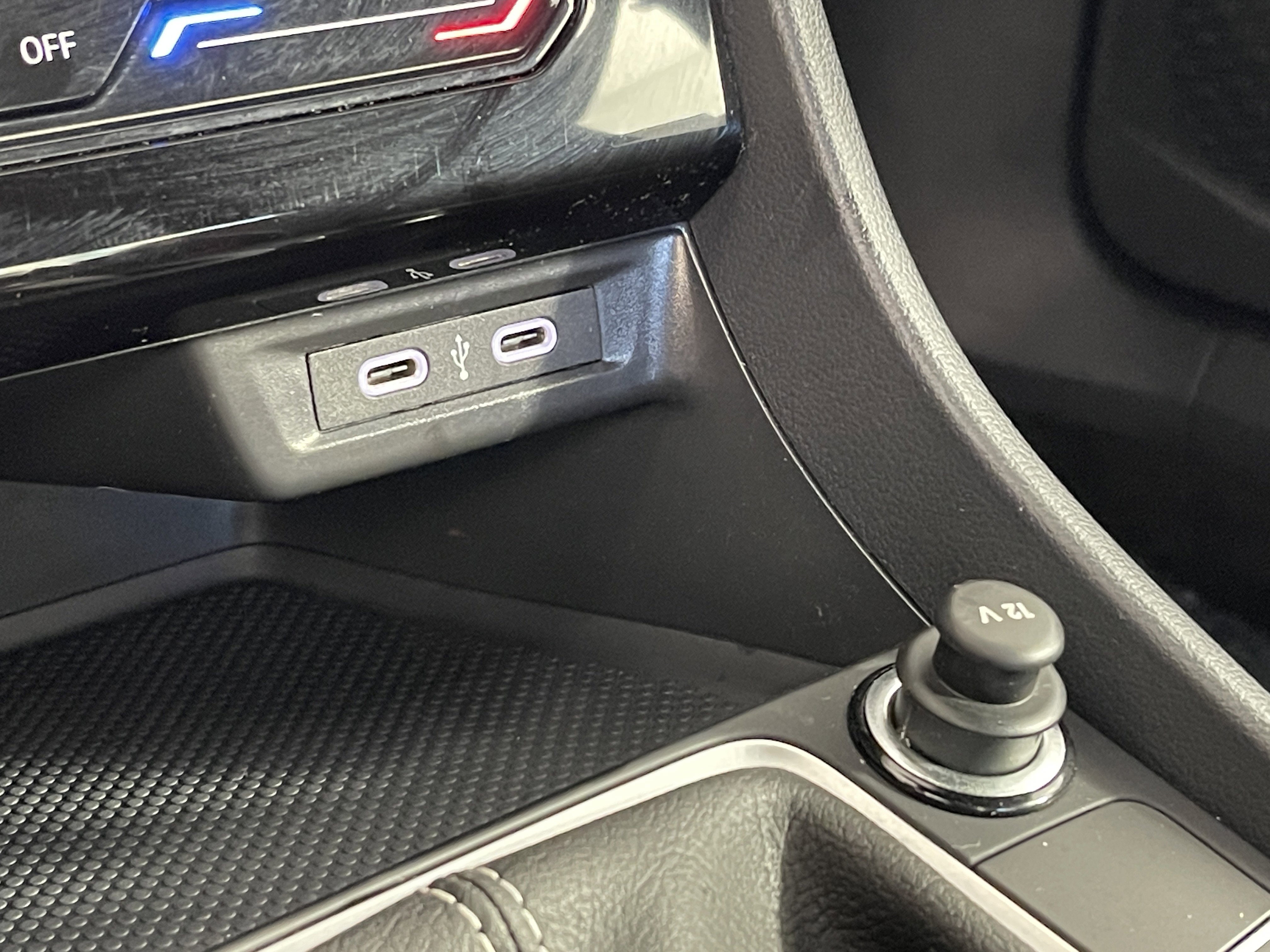 2025 Volkswagen Jetta Sport photo 3