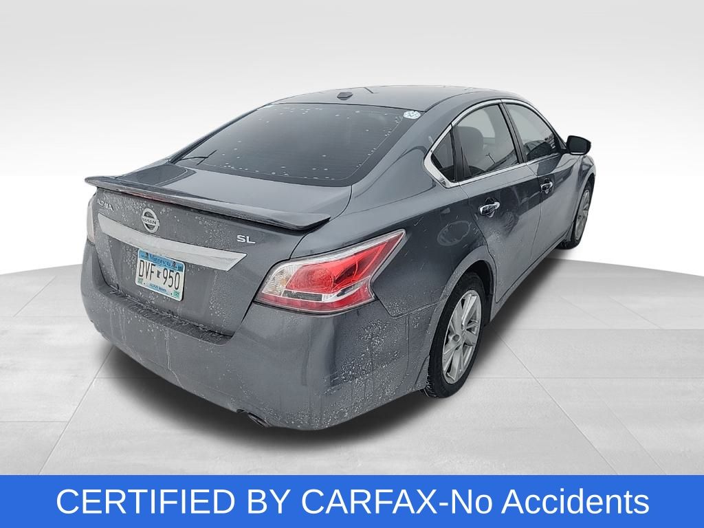 Used 2015 Nissan Altima SL with VIN 1N4AL3AP3FN886907 for sale in Northfield, MN