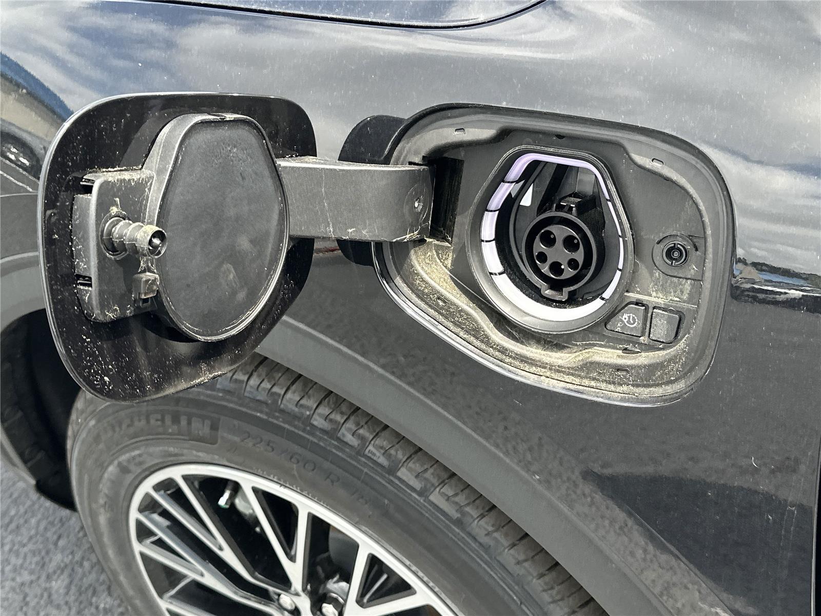 2025 Ford Escape Plug-In Hybrid photo 29