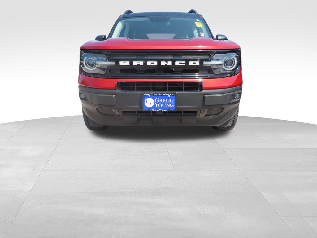 2022 Ford Bronco Sport Outer Banks photo 2