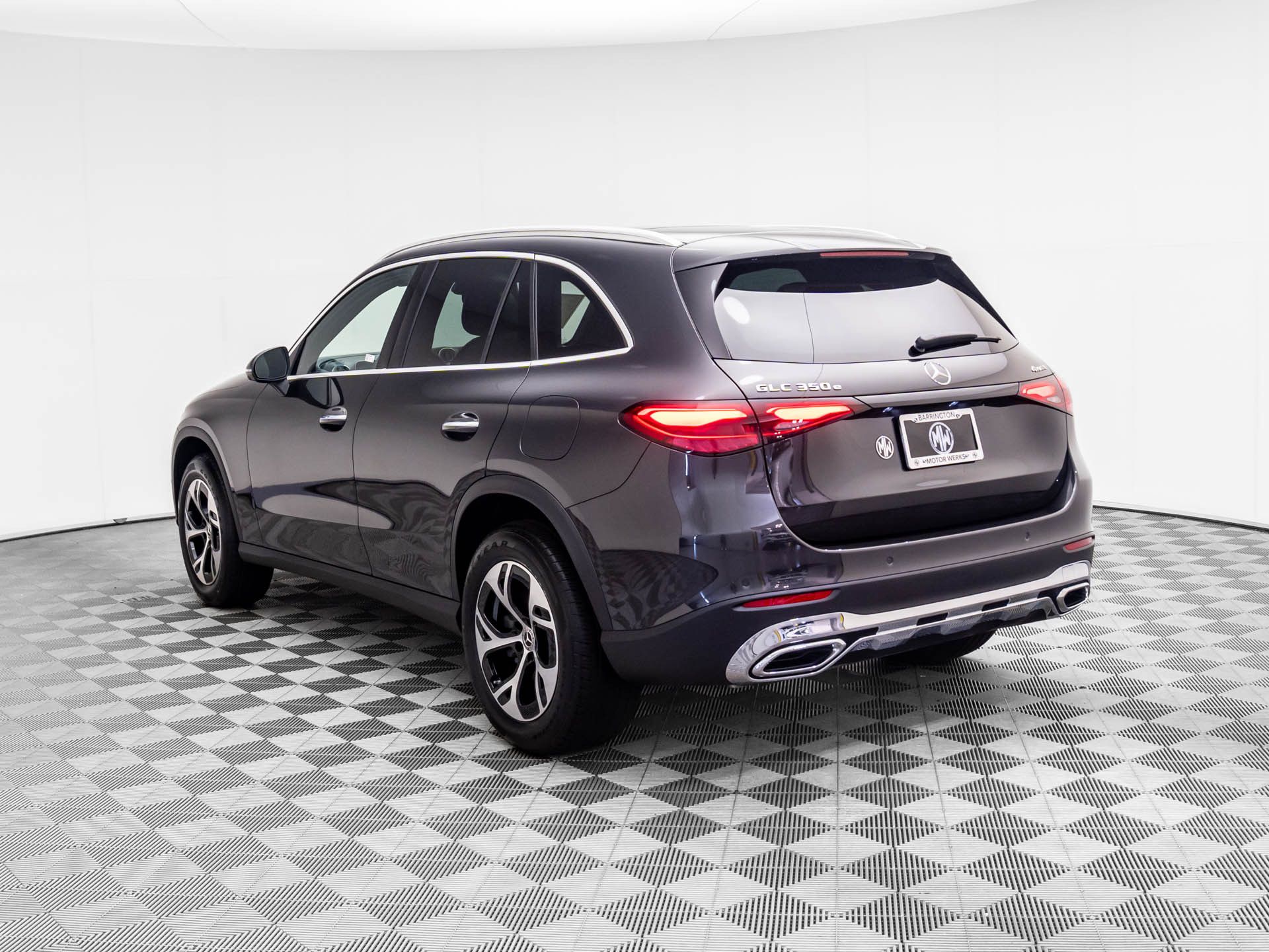 2026 Mercedes Benz GLC 350e 4MATIC photo 3