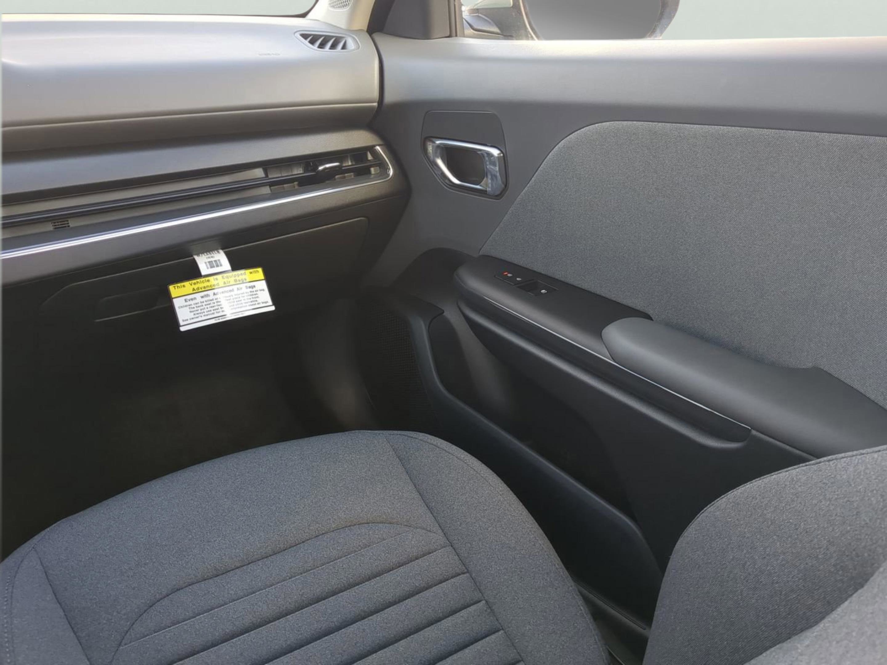 2025 Kia K4 EX photo 17