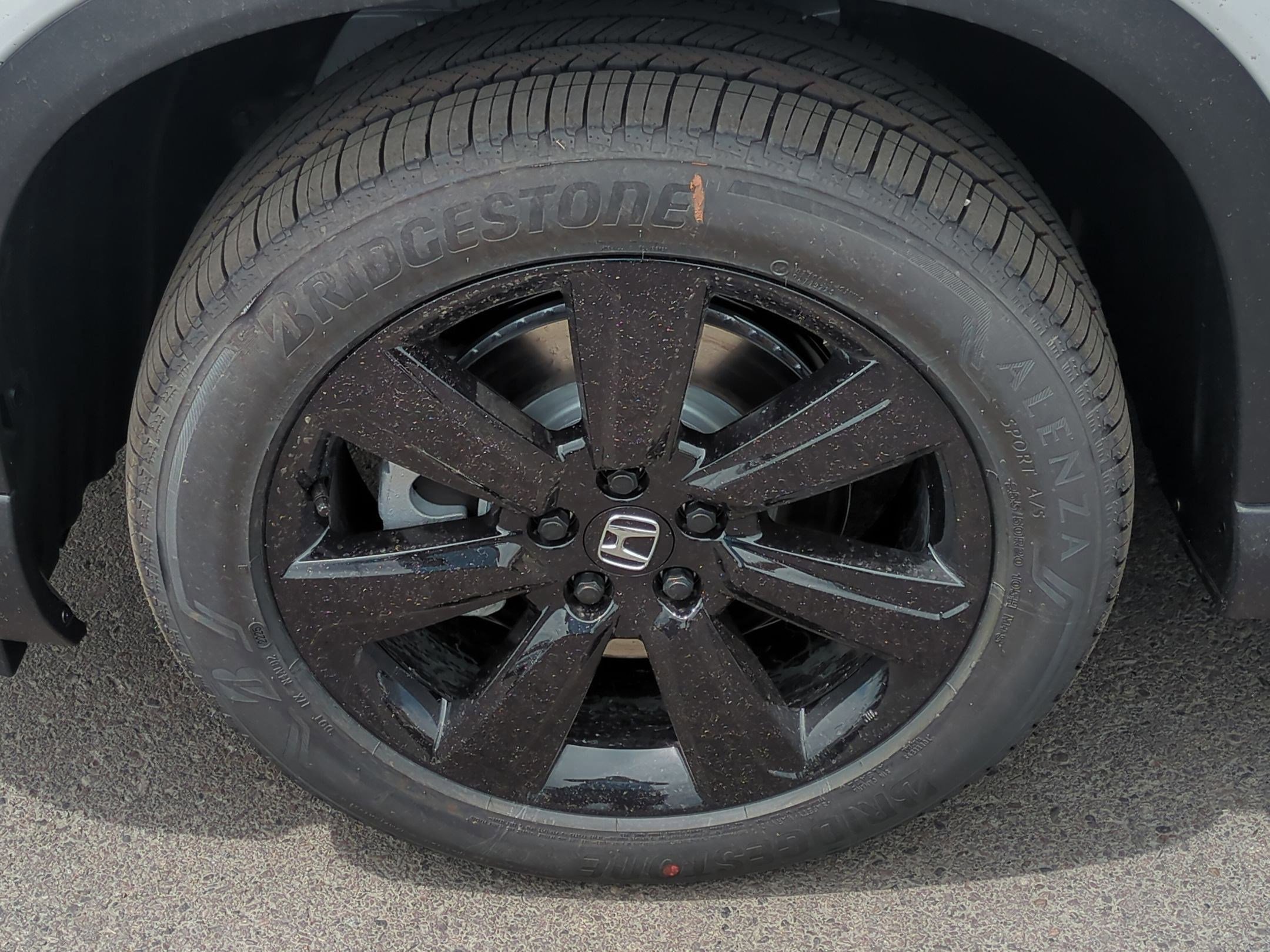 2025 Honda Pilot Black Edition photo 6