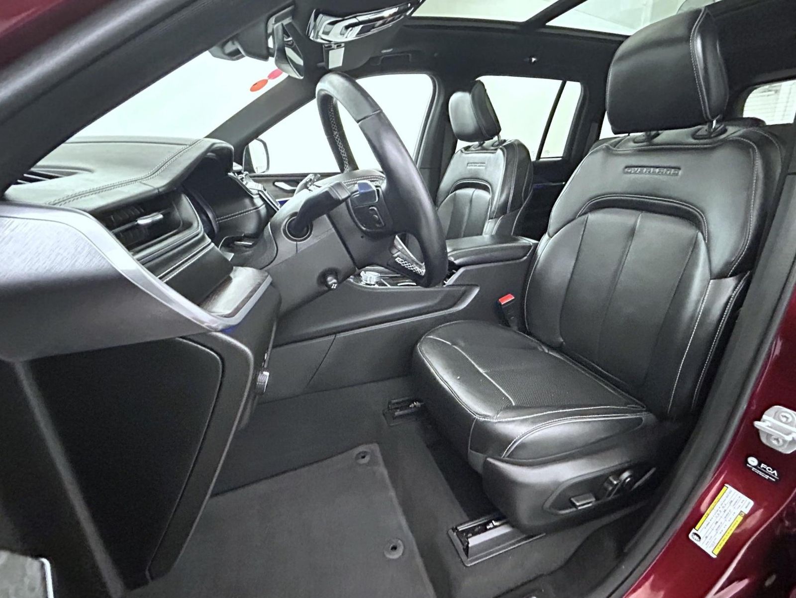 2022 Jeep Grand Cherokee Overland photo 10