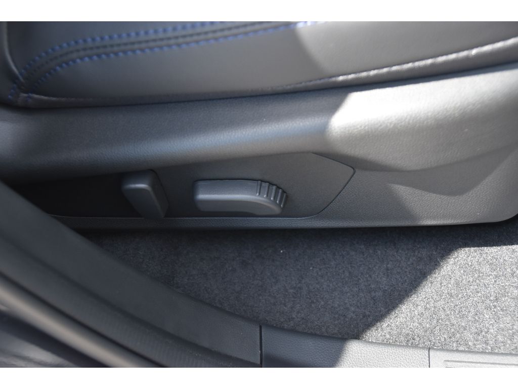 2025 Subaru Forester Limited photo 27