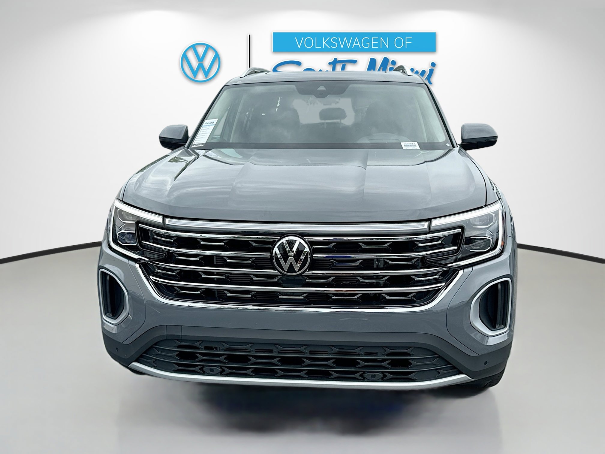 2026 Volkswagen Atlas SEL photo 2