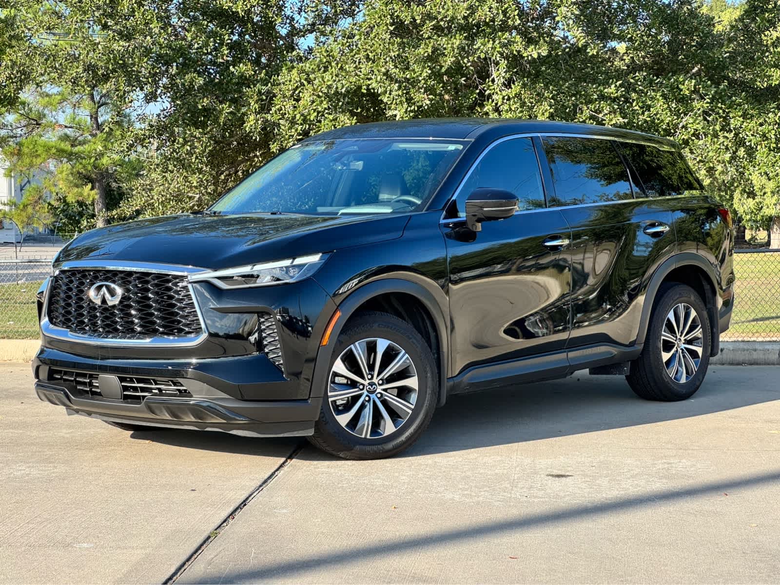 2025 INFINITI QX60 PURE's photo