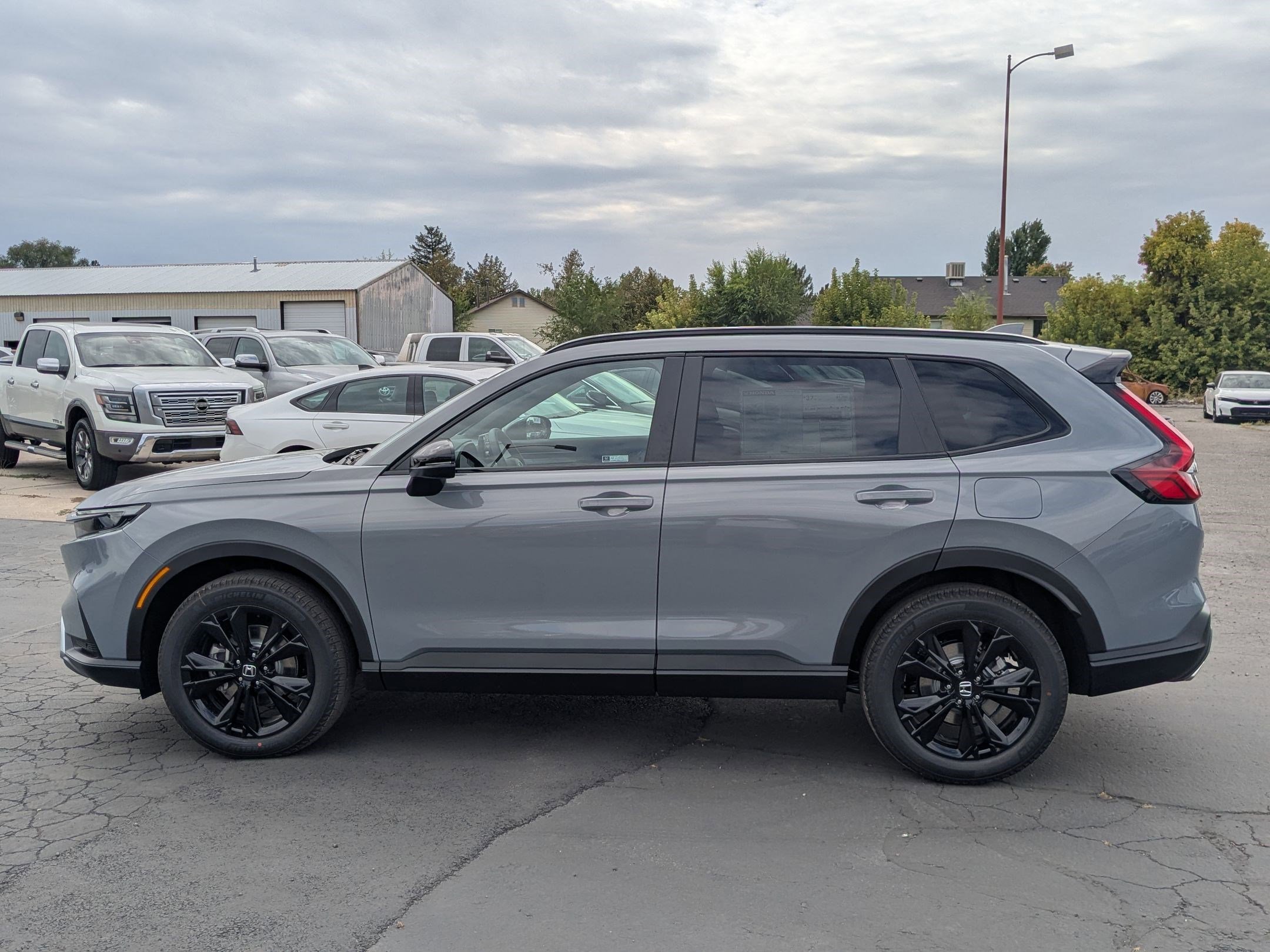 2026 Honda CR-V Sport Touring Hybrid photo 6