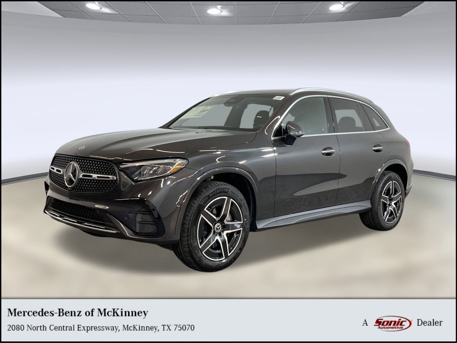 2025 Mercedes-Benz GLC Base's photo