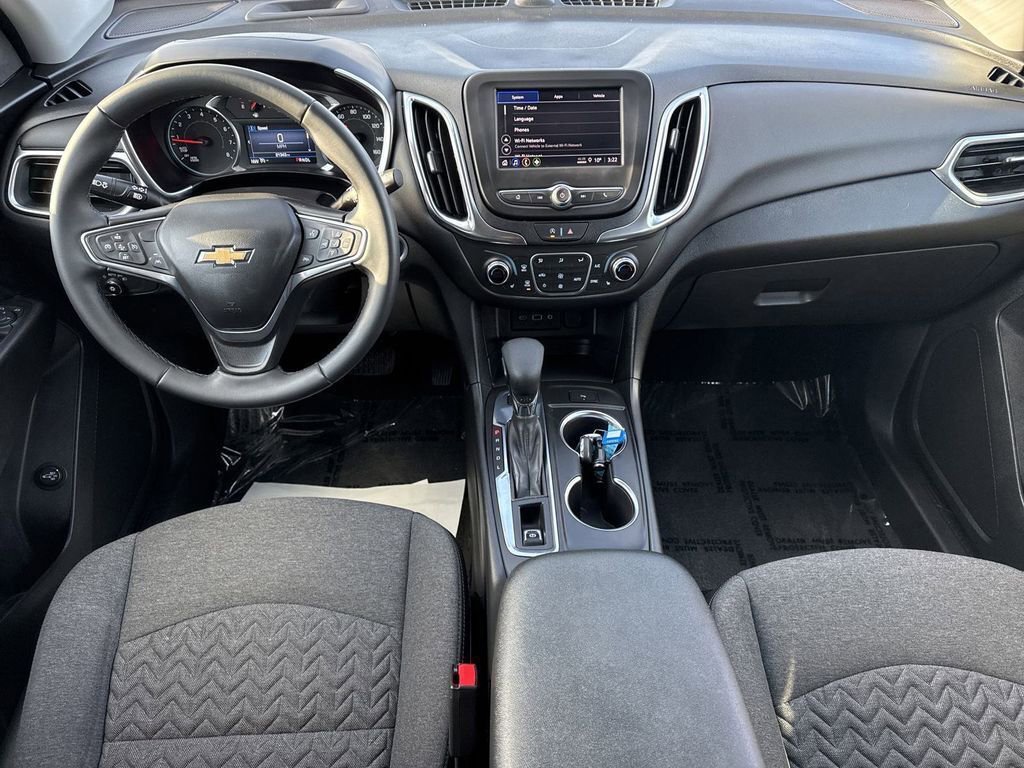 2024 Chevrolet Equinox LT photo 16