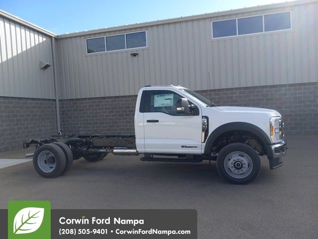 2025 Ford F-550 XL photo 2