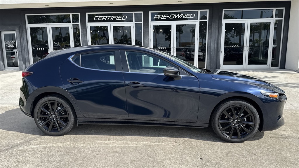 2025 Mazda Mazda3 Hatchback 2.5 Select Sport photo 5