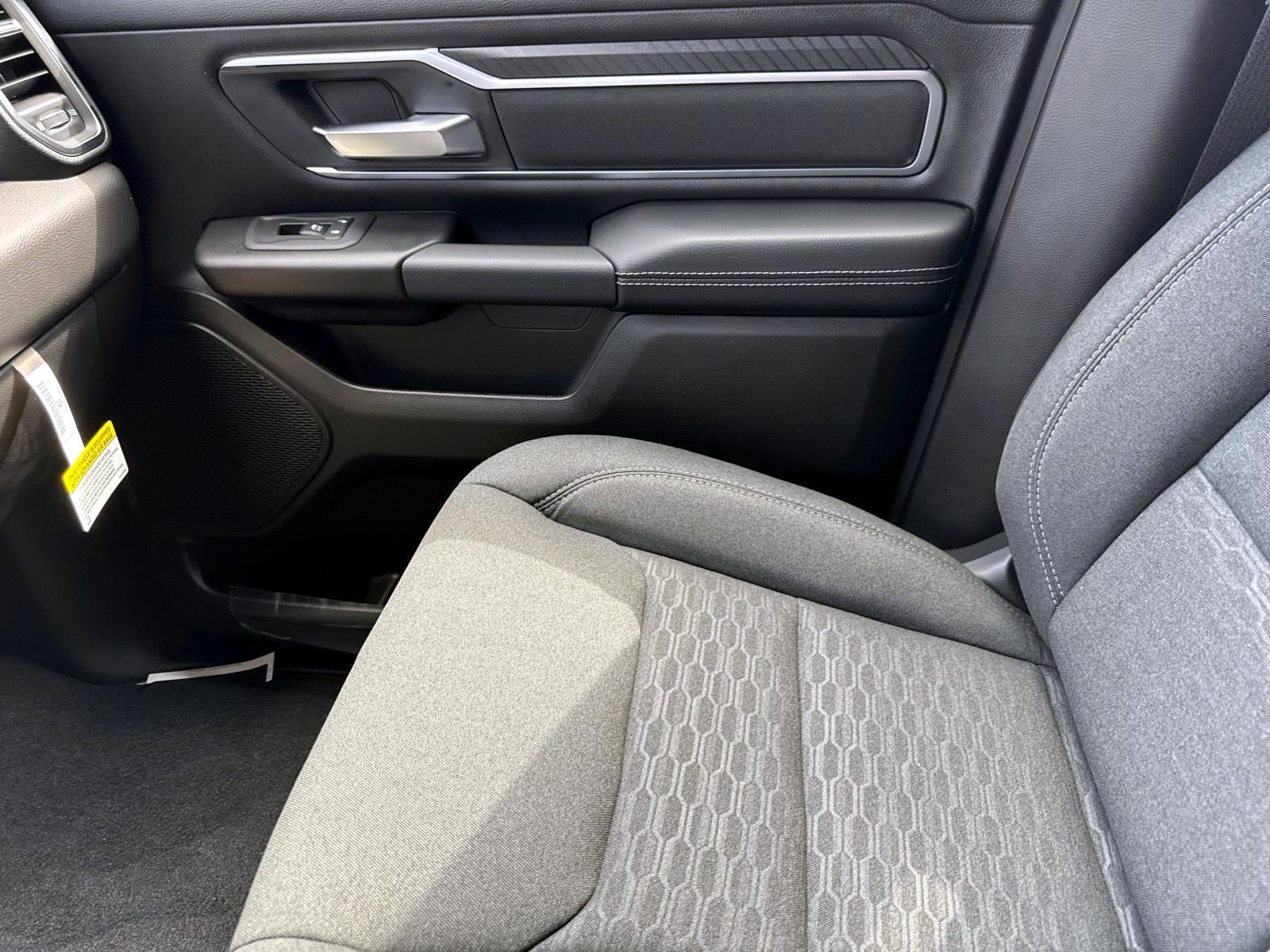 2025 Ram 1500 Big Horn photo 14
